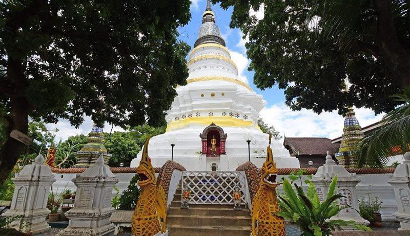 Darley Hotel Chiangmai Chiang Mai Dış mekan fotoğraf
